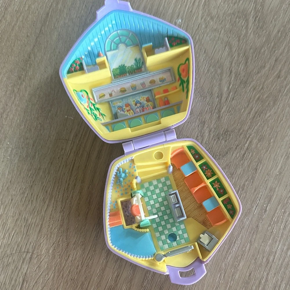 Burger restaurant Polly pocket